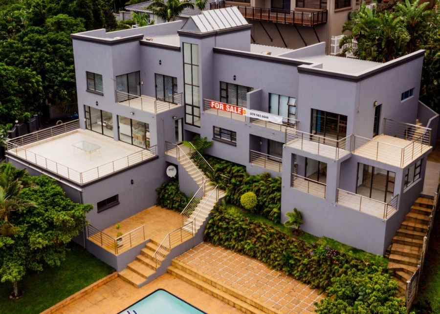 11 Bedroom Property for Sale in Willard Beach KwaZulu-Natal