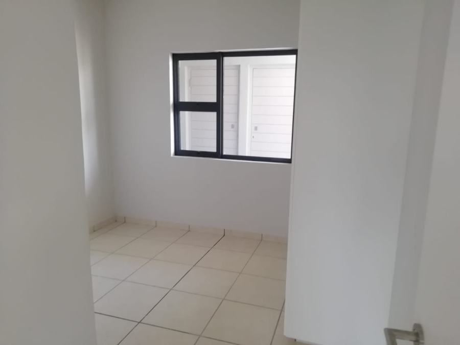 2 Bedroom Property for Sale in Ballitoville KwaZulu-Natal