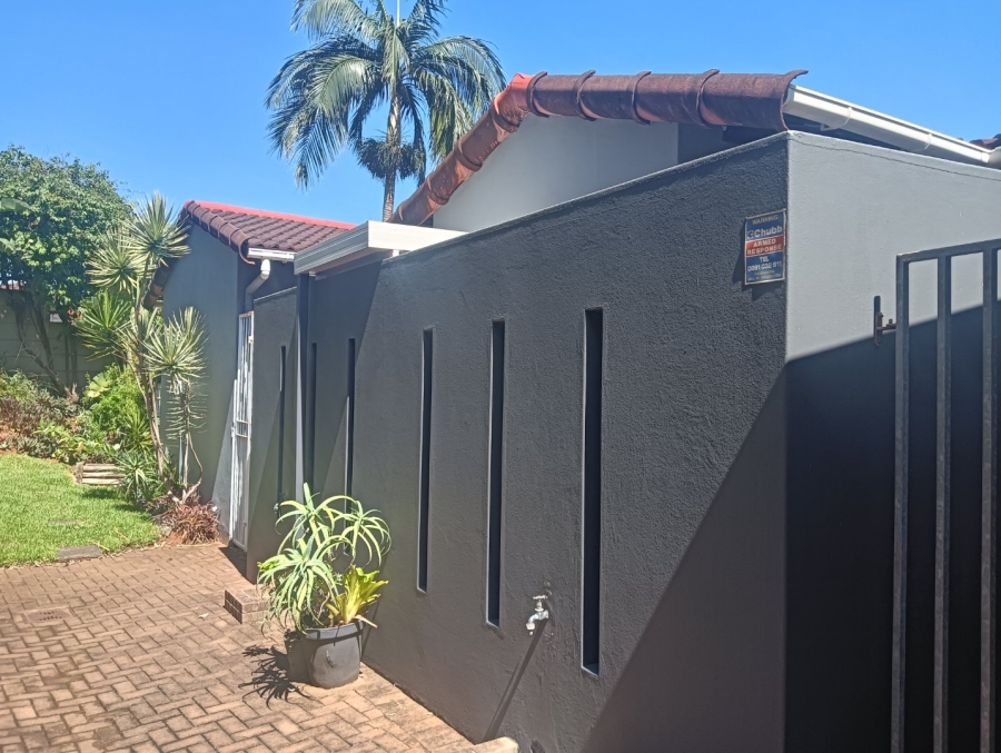 3 Bedroom Property for Sale in Willard Beach KwaZulu-Natal