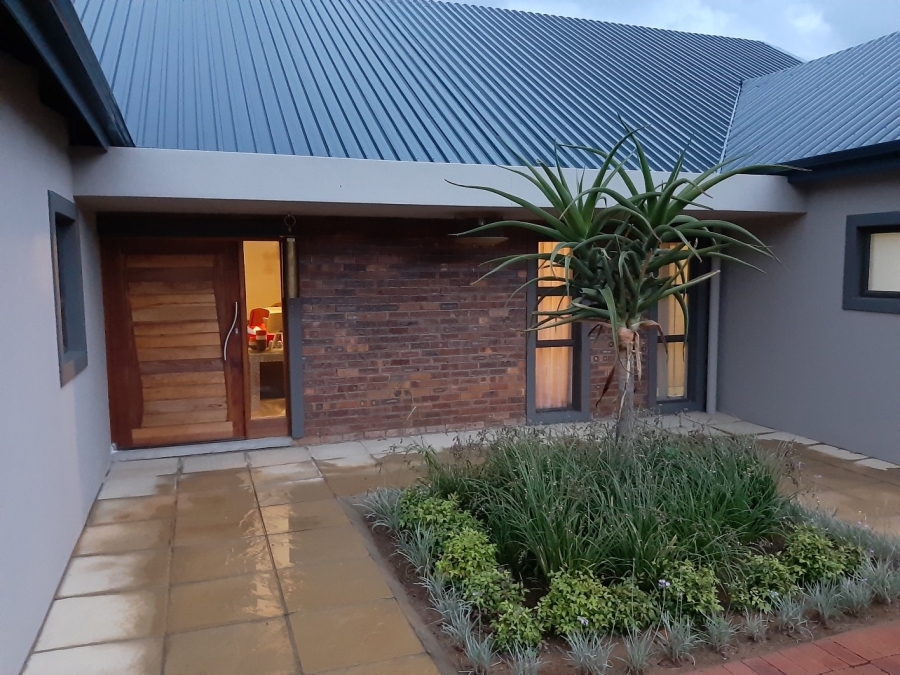 3 Bedroom Property for Sale in Vulintaba Country Estate KwaZulu-Natal