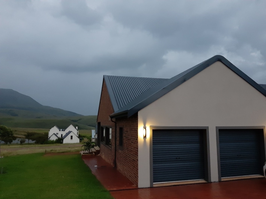 3 Bedroom Property for Sale in Vulintaba Country Estate KwaZulu-Natal