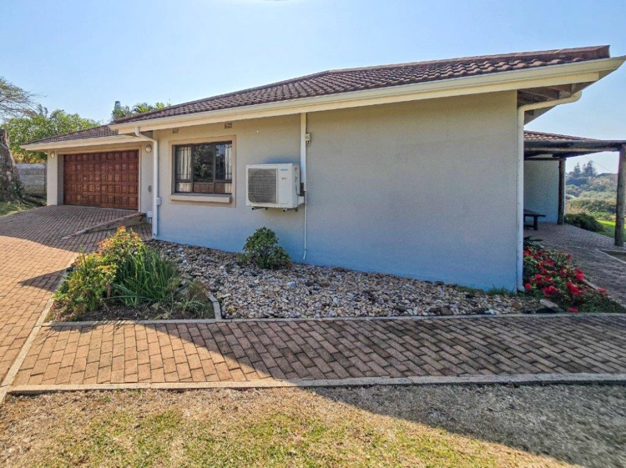 3 Bedroom Property for Sale in Sea Park KwaZulu-Natal