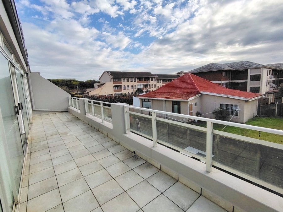 3 Bedroom Property for Sale in St Michaels On Sea KwaZulu-Natal