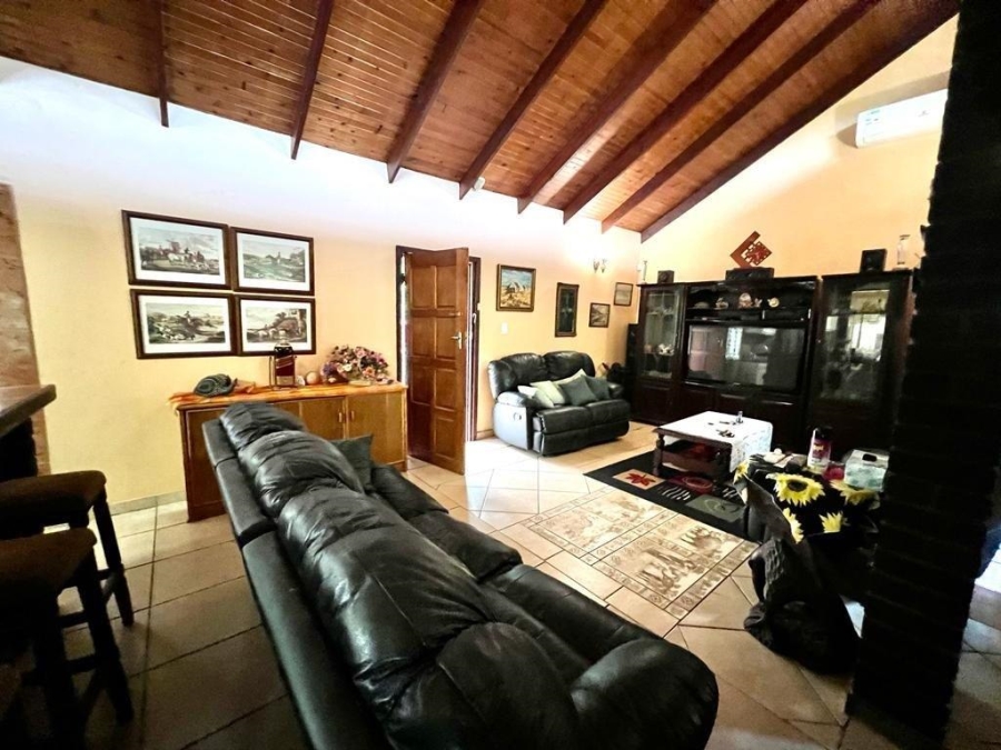 3 Bedroom Property for Sale in Marina Beach KwaZulu-Natal