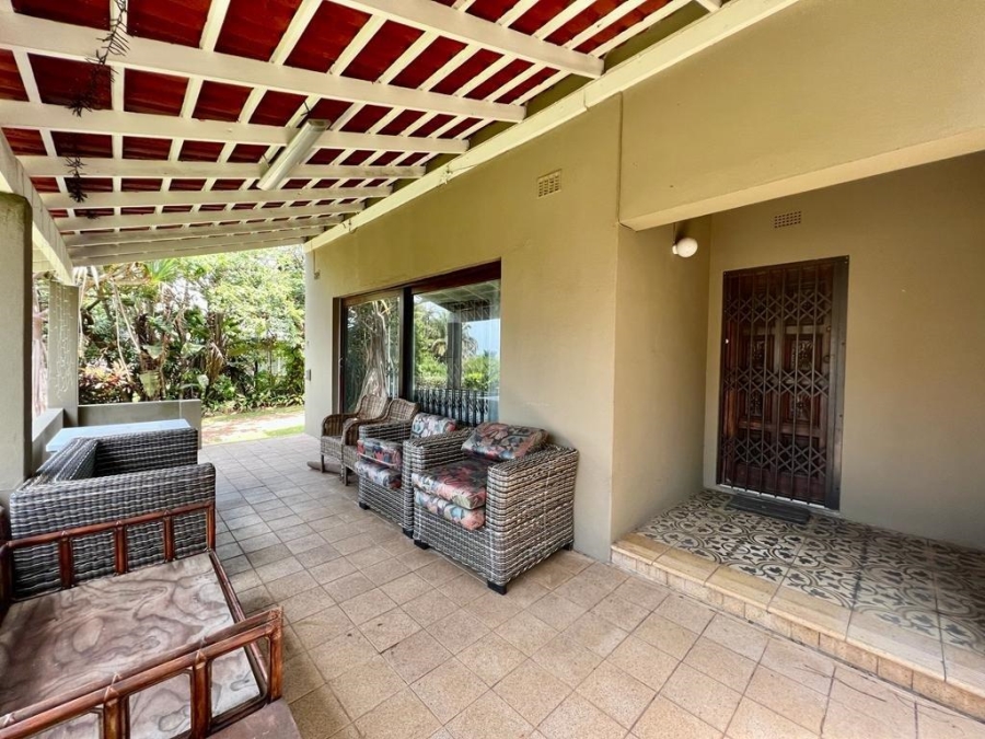 7 Bedroom Property for Sale in Marina Beach KwaZulu-Natal