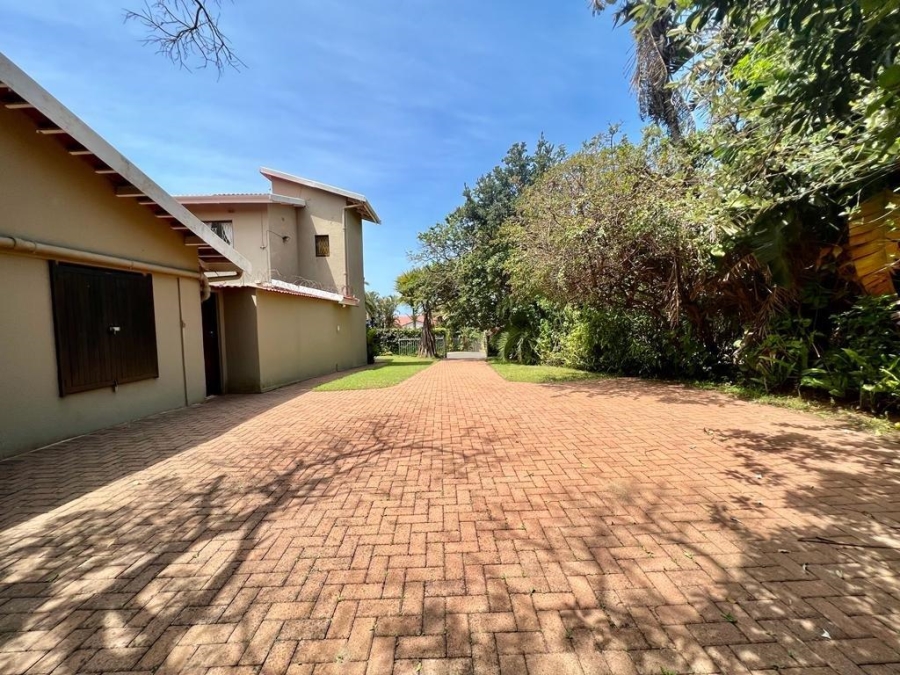 7 Bedroom Property for Sale in Marina Beach KwaZulu-Natal