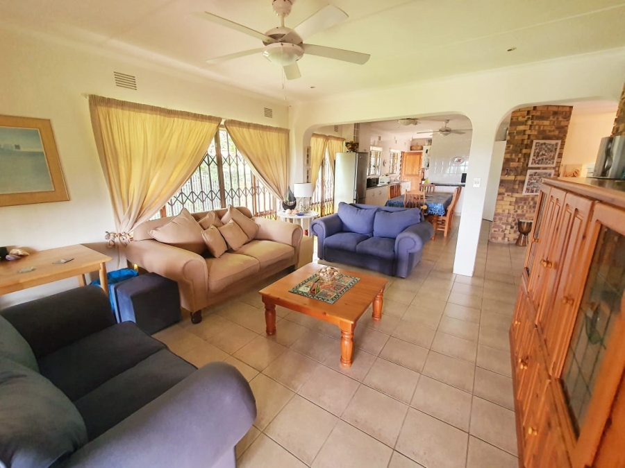 7 Bedroom Property for Sale in Pennington KwaZulu-Natal