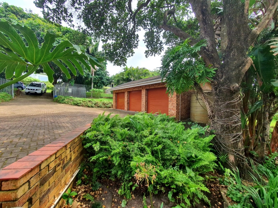 7 Bedroom Property for Sale in Pennington KwaZulu-Natal