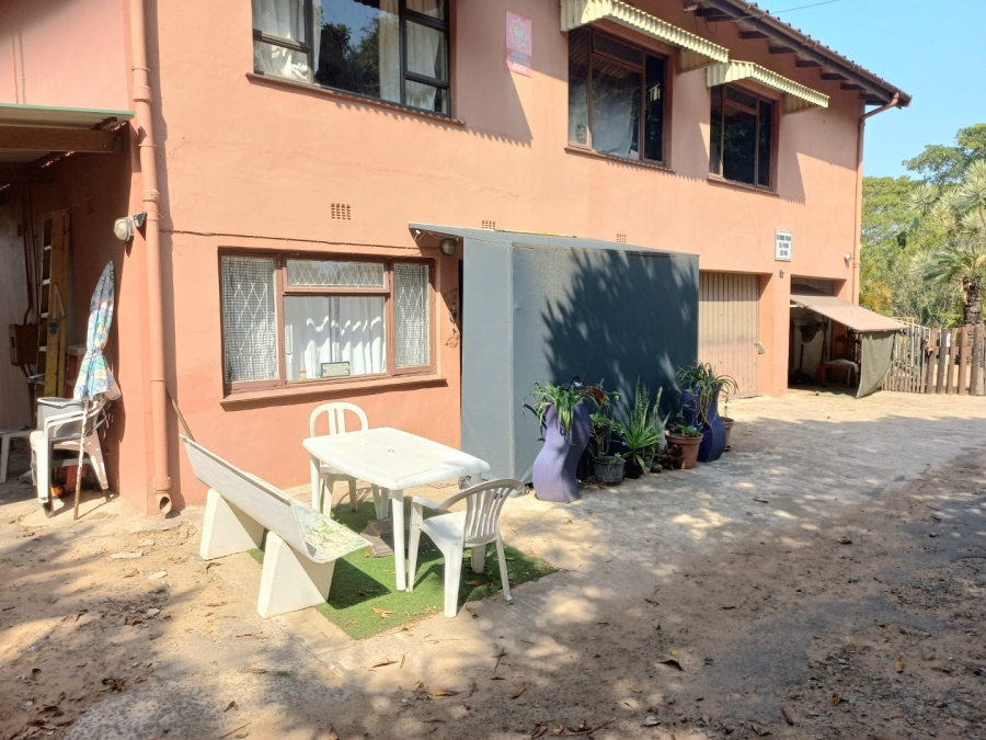 4 Bedroom Property for Sale in Sea Park KwaZulu-Natal