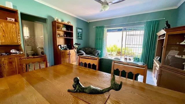 2 Bedroom Property for Sale in Manaba Beach KwaZulu-Natal