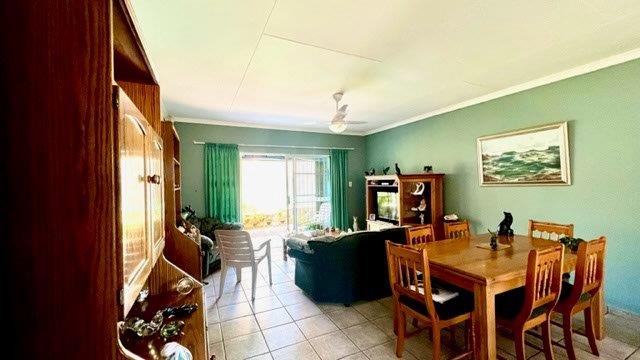 2 Bedroom Property for Sale in Manaba Beach KwaZulu-Natal