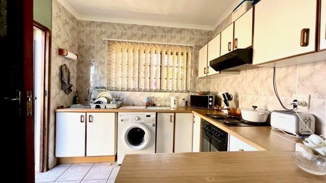 2 Bedroom Property for Sale in Manaba Beach KwaZulu-Natal