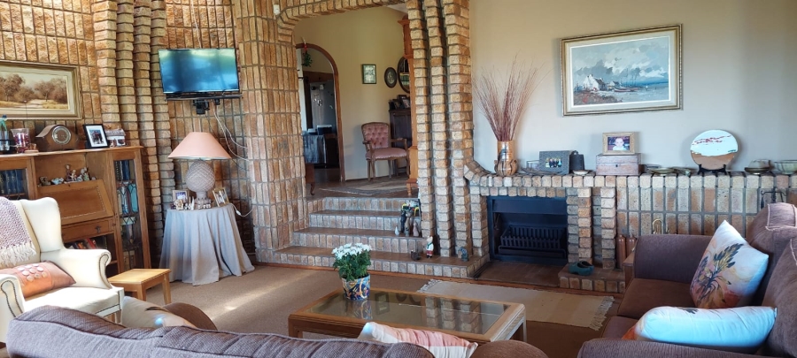 4 Bedroom Property for Sale in Glenmore KwaZulu-Natal