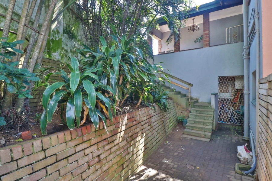 6 Bedroom Property for Sale in Bluff KwaZulu-Natal