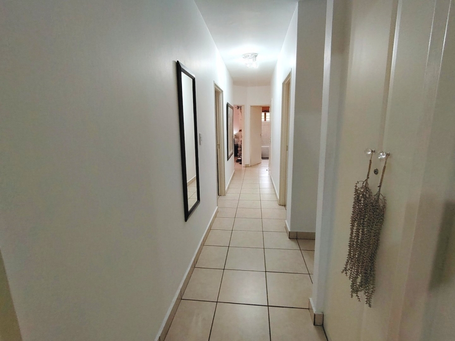 3 Bedroom Property for Sale in St Michaels On Sea KwaZulu-Natal