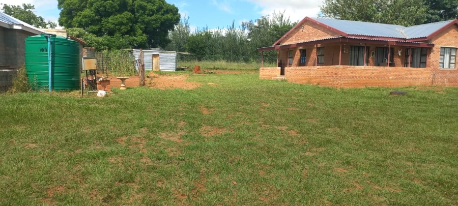 1 Bedroom Property for Sale in Geluksburg KwaZulu-Natal