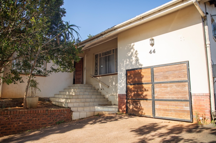 4 Bedroom Property for Sale in Durban North KwaZulu-Natal