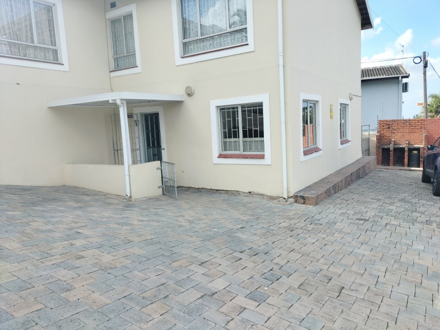 To Let 2 Bedroom Property for Rent in Malvern KwaZulu-Natal