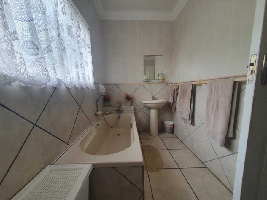 3 Bedroom Property for Sale in Pumula KwaZulu-Natal