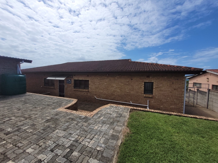 3 Bedroom Property for Sale in Hibberdene KwaZulu-Natal