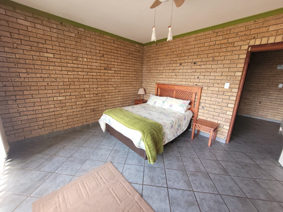 3 Bedroom Property for Sale in Hibberdene KwaZulu-Natal