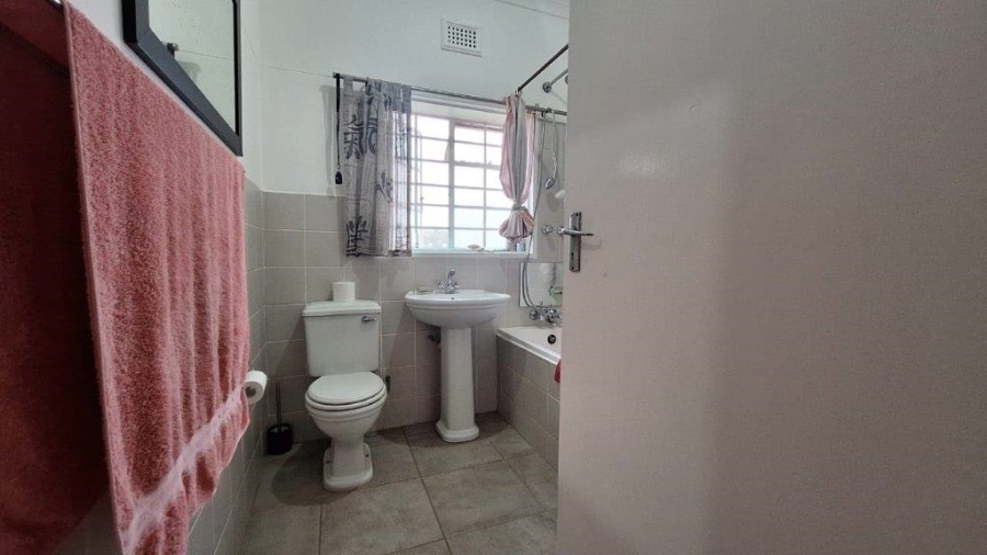 3 Bedroom Property for Sale in Port Shepstone KwaZulu-Natal