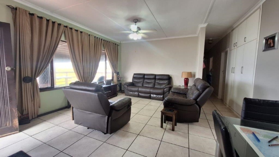 3 Bedroom Property for Sale in Pumula KwaZulu-Natal