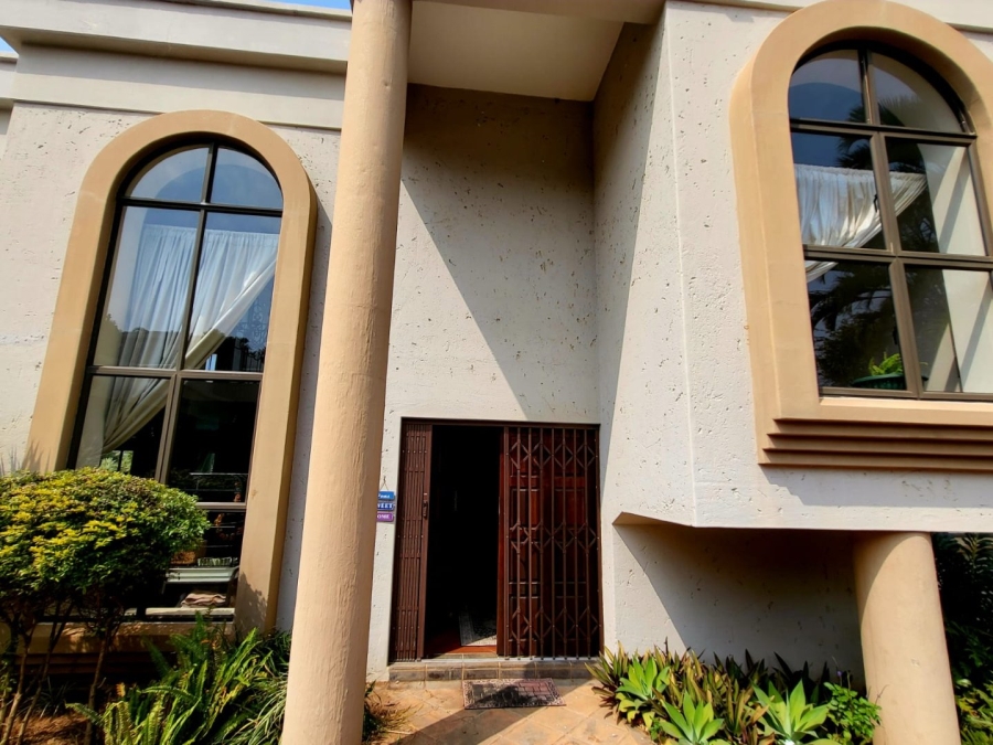 5 Bedroom Property for Sale in Freeland Park KwaZulu-Natal