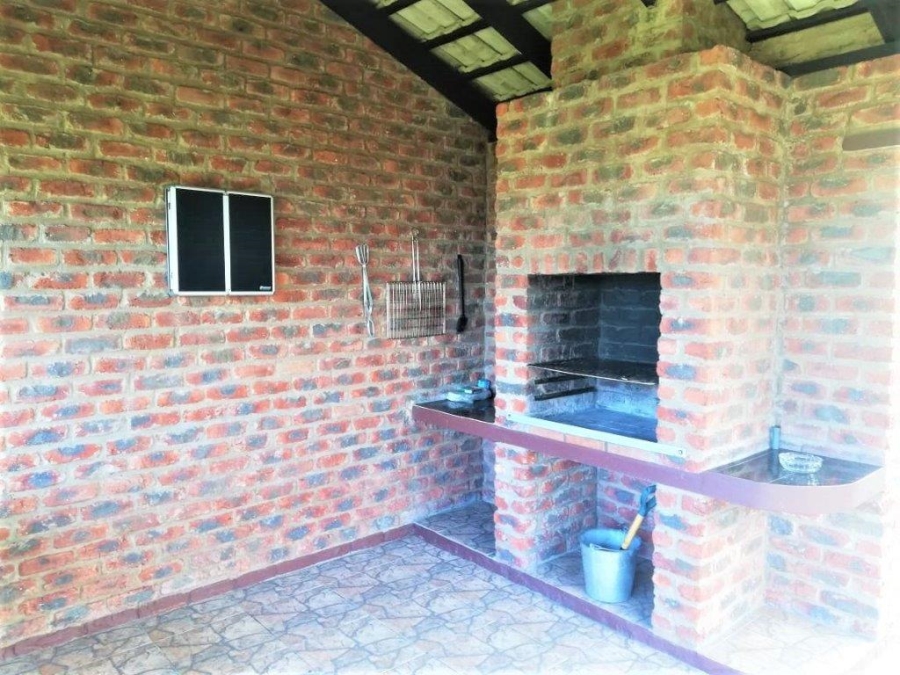 4 Bedroom Property for Sale in Southport KwaZulu-Natal