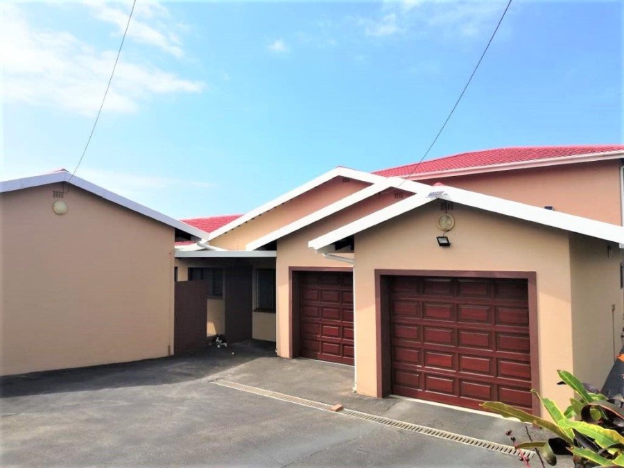 4 Bedroom Property for Sale in Southport KwaZulu-Natal