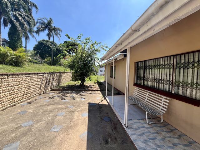 3 Bedroom Property for Sale in Umzinto KwaZulu-Natal