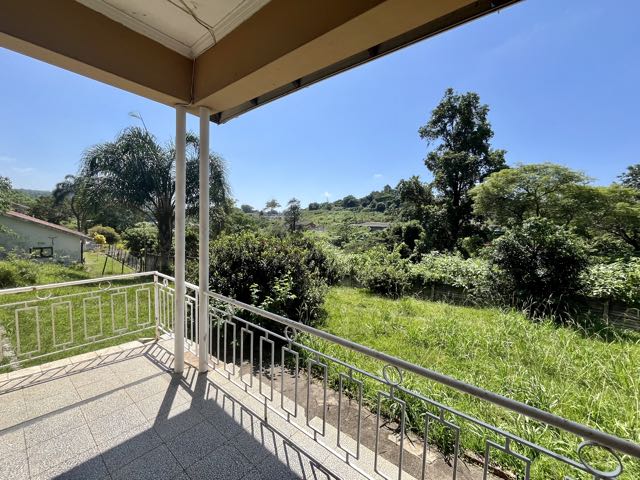 3 Bedroom Property for Sale in Umzinto KwaZulu-Natal