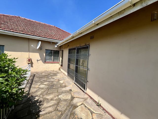 3 Bedroom Property for Sale in Umzinto KwaZulu-Natal