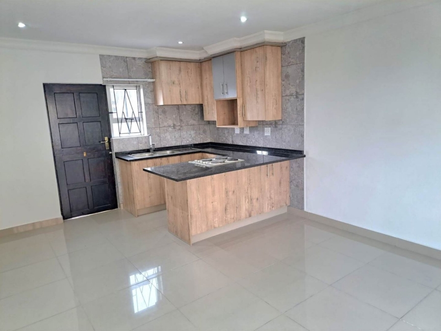 5 Bedroom Property for Sale in Kenville KwaZulu-Natal