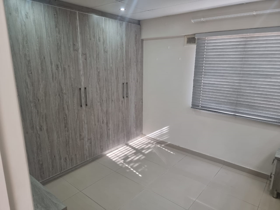 To Let 2 Bedroom Property for Rent in Malvern KwaZulu-Natal