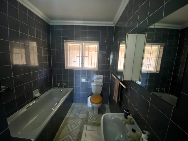 5 Bedroom Property for Sale in Pennington KwaZulu-Natal