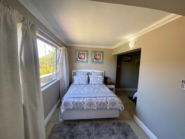 5 Bedroom Property for Sale in Pennington KwaZulu-Natal