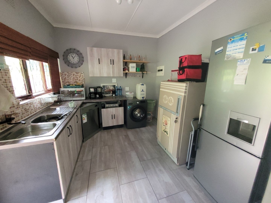 3 Bedroom Property for Sale in Hibberdene KwaZulu-Natal