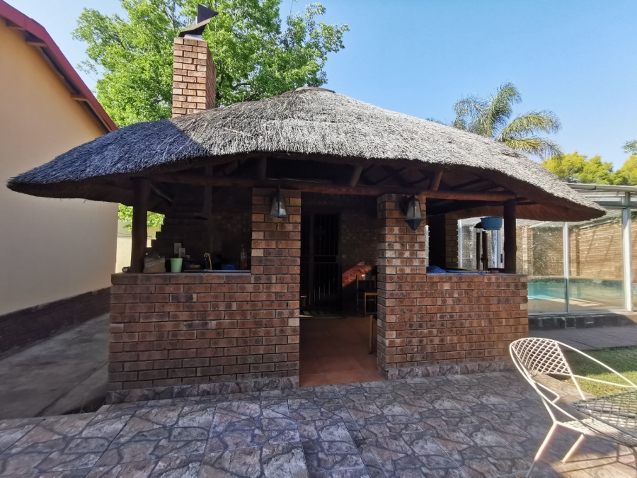 4 Bedroom Property for Sale in Huttenheights KwaZulu-Natal