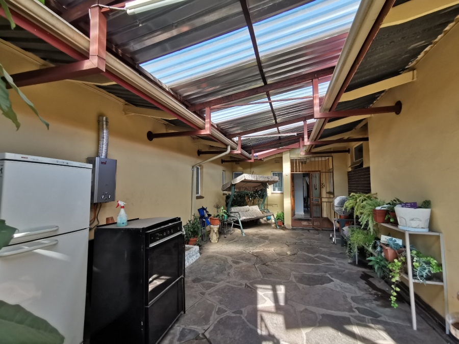 4 Bedroom Property for Sale in Huttenheights KwaZulu-Natal