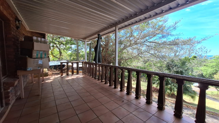 6 Bedroom Property for Sale in Southport KwaZulu-Natal