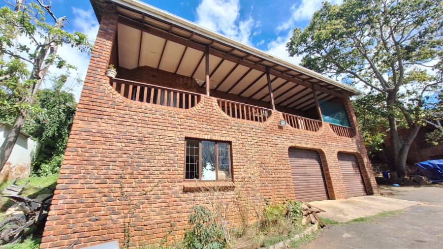 6 Bedroom Property for Sale in Southport KwaZulu-Natal