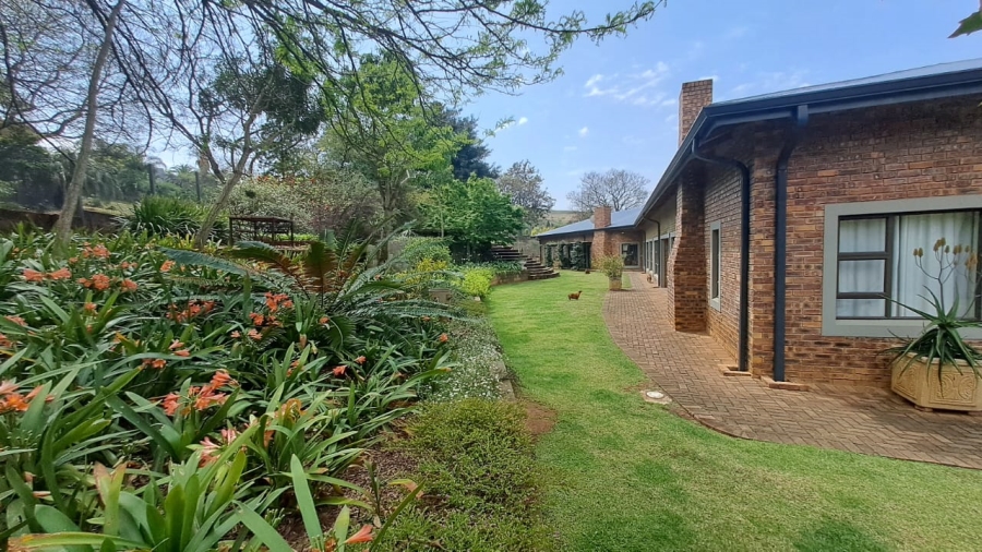 7 Bedroom Property for Sale in Signal Hill KwaZulu-Natal