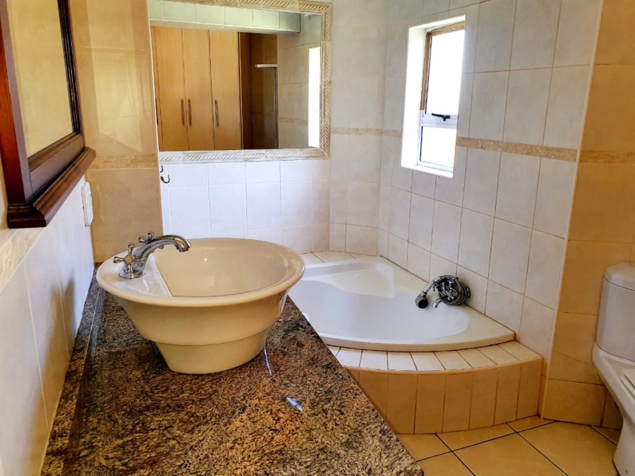 4 Bedroom Property for Sale in Shelly Beach KwaZulu-Natal