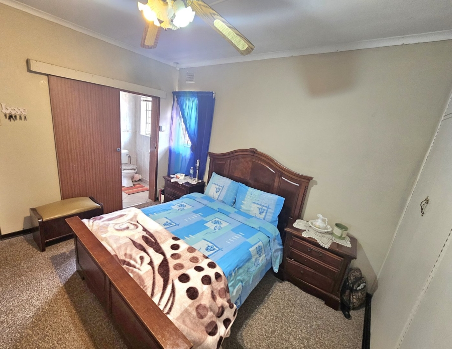 3 Bedroom Property for Sale in Huttenheights KwaZulu-Natal