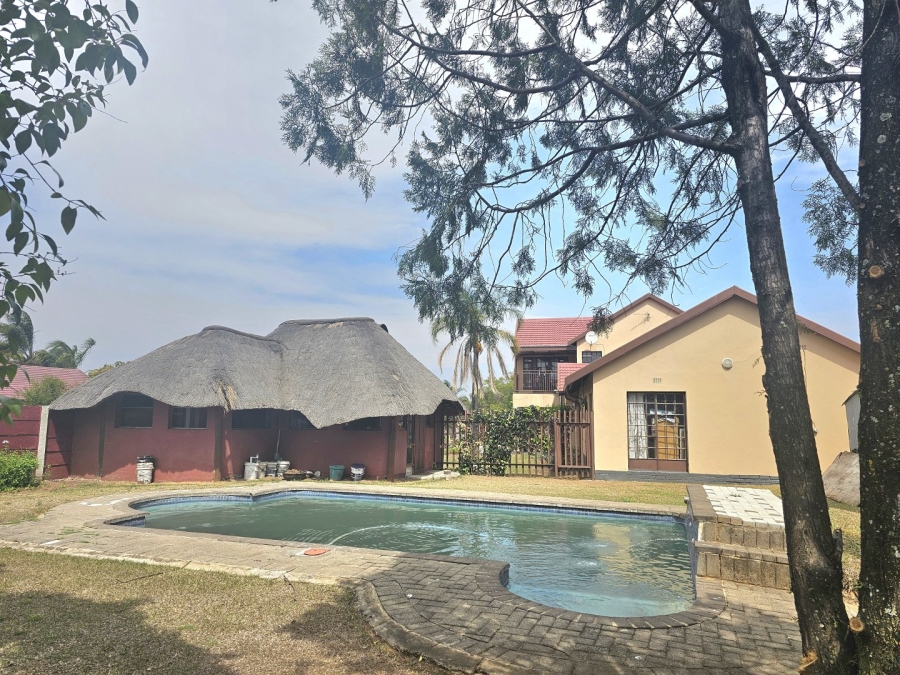 3 Bedroom Property for Sale in Huttenheights KwaZulu-Natal