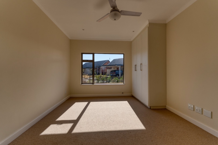 1 Bedroom Property for Sale in St Johns Village KwaZulu-Natal