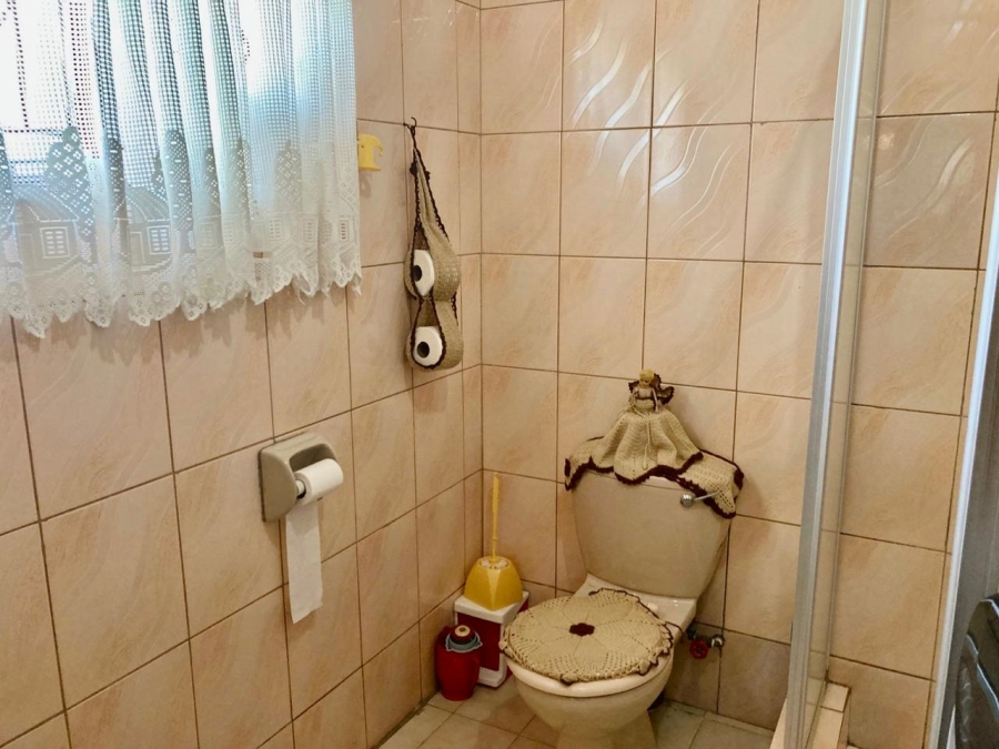 3 Bedroom Property for Sale in Lennoxton KwaZulu-Natal