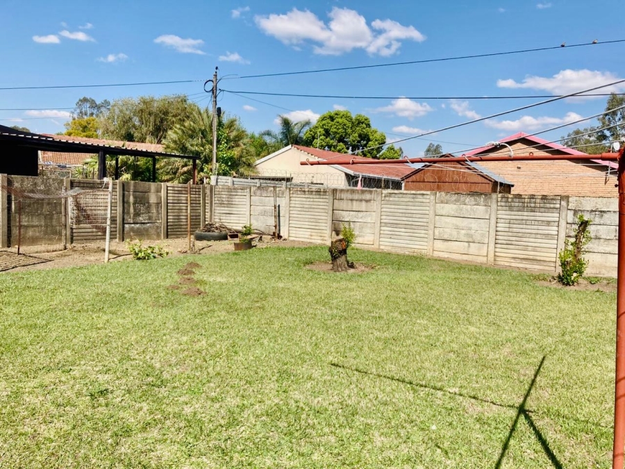 3 Bedroom Property for Sale in Lennoxton KwaZulu-Natal