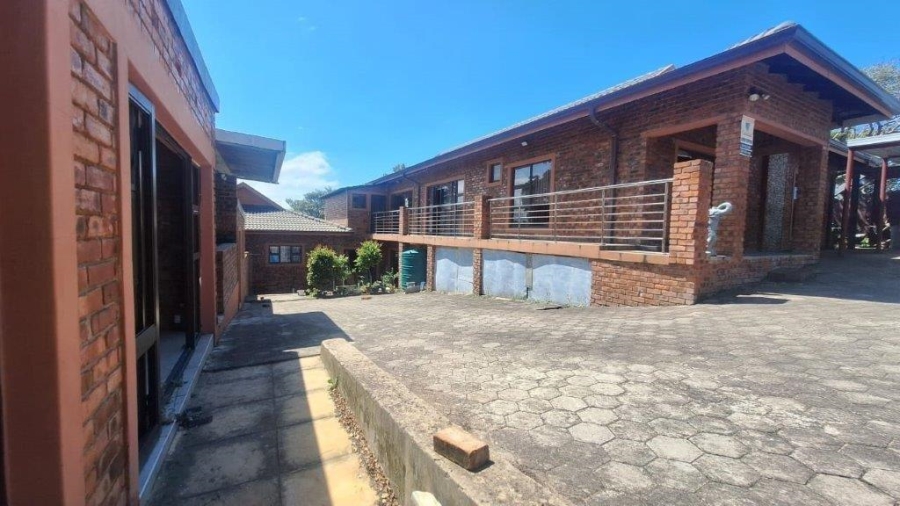 3 Bedroom Property for Sale in Hibberdene KwaZulu-Natal